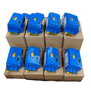 Positionneur pneumatique électrique Foxboro SRD991 avec régulateurs d'alimentation d'instruments de la série Fisher 67C - Product Image 2