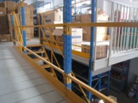 Système de plancher en mezzanine en acier modulaire personnalisé, plateforme de stockage d'entrepôt multi-niveaux à usage intensif, capacité de charge de 500 kg