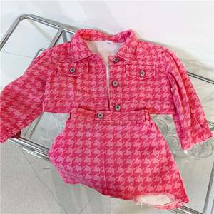<span class=keywords><strong>2021</strong></span> automne bébé enfants fille 2 pièces Denim vêtements ensemble mode Style coré<span class=keywords><strong>en</strong></span> enfant <span class=keywords><strong>en</strong></span> bas âge fille rose imprimé veste + <span class=keywords><strong>jupe</strong></span> 1-6T - Product Image 4