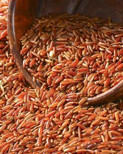 Red Rice Grains in Green <b>Measuring</b> <b>Cup</b> Bulk Grain Container From Orissa <b>for</b> Cooking and <b>Baking</b> - Product Image 4