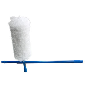 Plumeau en microfibre multi-usages avec manche télescopique en métal et plastique - Product Image 1