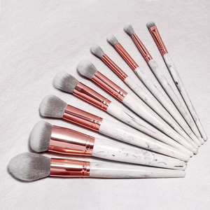 DailyQueen Premium 9 pièces ensemble de pinceaux cosmétiques fond de teint poudre mélange fard à paupières fard à joues correcteur cristal <span class=keywords><strong>transparent</strong></span> visage - Product Image 3