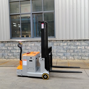 Chariot élévateur électrique : solution de levage durable pour entrepôt, avec contrôle facile et haute efficacité - Product Image 1