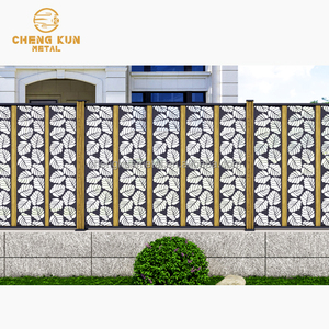 Ringhiera per Balcone in Acciaio Inox <span class=keywords><strong>con</strong></span> Automazione Motorizzata, Design Moderno, 30 Anni di Esperienza nel Settore, Sicurezza per Villa, Artigianato da Giardino - Product Image 2