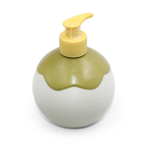 Bouteilles PET de haute qualité en gros, étiquette privée, 300 ml/500 ml, désinfectant pour les mains et gel douche, services d'étiquetage privé OEM et ODM - Product Image 6