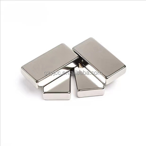 Aimants industriels en blocs Ndfeb N52 super puissants et permanents, formes personnalisées pour la découpe, la <span class=keywords><strong>soudure</strong></span>, le pliage, résistance aux hautes températures, diverses formes - Product Image 5