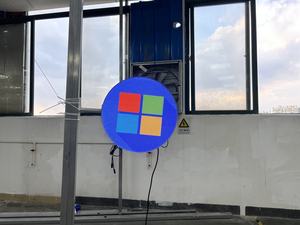 Panneau vidéo LED circulaire double face pour logo de magasin extérieur - Product Image 6