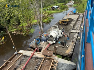 New Diesel Mobile Concrete Mixer with Pump Machine concrete pump for Construction Industries - Product Image 5