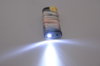 Briquet électronique LED au design classique, coupe-vent, avec fonction souffleur pour cigarettes, idéal pour cadeaux d'affaires ou camping, fabriqué en plastique durable