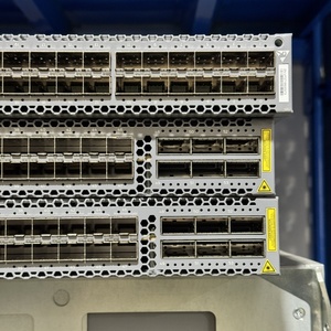 Commutateur Ethernet autonome géré entièrement en couche 3 Juniper Networks QFX5100-48S-3AFI avec PoE, capacité 40 Gbit/s, 10/100/1000 Mbps - Product Image 6