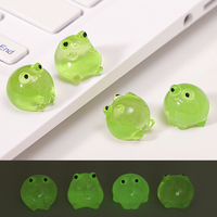 Figurines de grenouilles miniatures en résine phosphorescentes en gros, styles variés pour jardin féerique, maison de poupée, diorama, terrarium, artisanat DIY