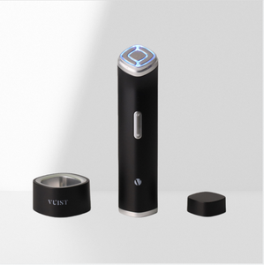 Appareil de soin de la peau du visage Vuist Derma Pro Corée, version japonaise pour usage domestique, soin puissant à absorption rapide - Product Image 1