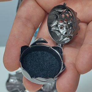 Lotus <b>Incense</b> <b>Cone</b> Holder Metal Material with Red-crowned Crane Design for Home Decoration - Product Image 4