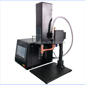 Machine de remplissage d'huile chauffée automatique haute précision 0,02 ml pour emballage chimique en carton bois - Product Image 4