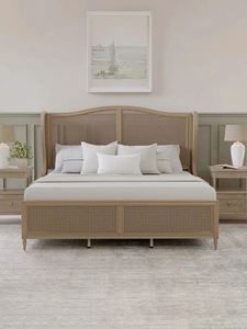 American-style <b>Vintage</b> Column Wooden <b>Bed</b> - Mid-century Style Spiral Column Master Bedroom Double <b>Bed</b> - Product Image 1