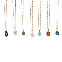Collar Delicado para Mujer con Incrustaciones de Piedras Naturales de Diferentes Formas, Hipoalergénico e Impermeable, con Símbolo Dorado, N860