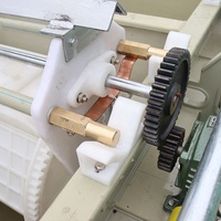 Machine de galvanisation et de laminage, installation de galvanisation à chaud par immersion dans le zinc