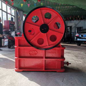 Ligne de production mobile de concasseur à mâchoires à haut rendement 20 T/h, très vendue, avec moteur AC pour le concassage du marbre et du granit - Product Image 6