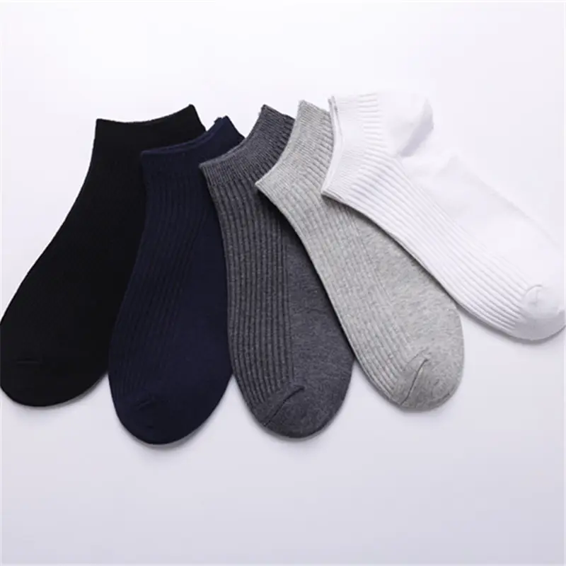 Customized Logo solid color low cut casual white black gray cotton ankle socks men