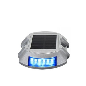 6 Balises solaires LED pour routes, en aluminium, étanches, pour allées, quais, chemins, éclairage au sol, alimentées par énergie solaire - Product Image 1