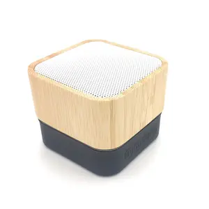 Outdoor Vierkante Mini 2.5 Inch Bamboe Houten Speaker Oplaadbare Mobiele Muziek Bt Blue Tooth Draagbare Draadloze Bluetooth Speaker