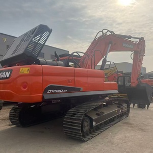 Excavadora de cadenas Hyundai 305LC-7 de 30 toneladas con cazo de excavación para movimiento de tierras en construcción - Product Image 2