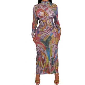 Abito Lungo da Donna con Collo Alto, Stampa Astratta e Strass, Vestito da Festa in Rete, Moda Sehe - Product Image 2