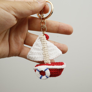 Porte-clés en coton tissé motif dessin animé, mini pendentif bateau à voile tricoté, accessoire artisanal sur le thème de la navigation, cadeau - Product Image 3