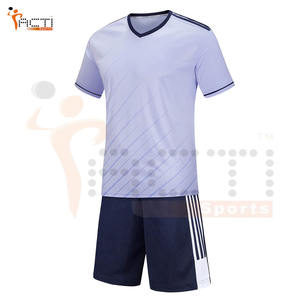 Mejor venta precio competitivo 100% poliéster cómodo ropa deportiva uniforme de fútbol ropa deportiva camisetas de fútbol - Product Image 2