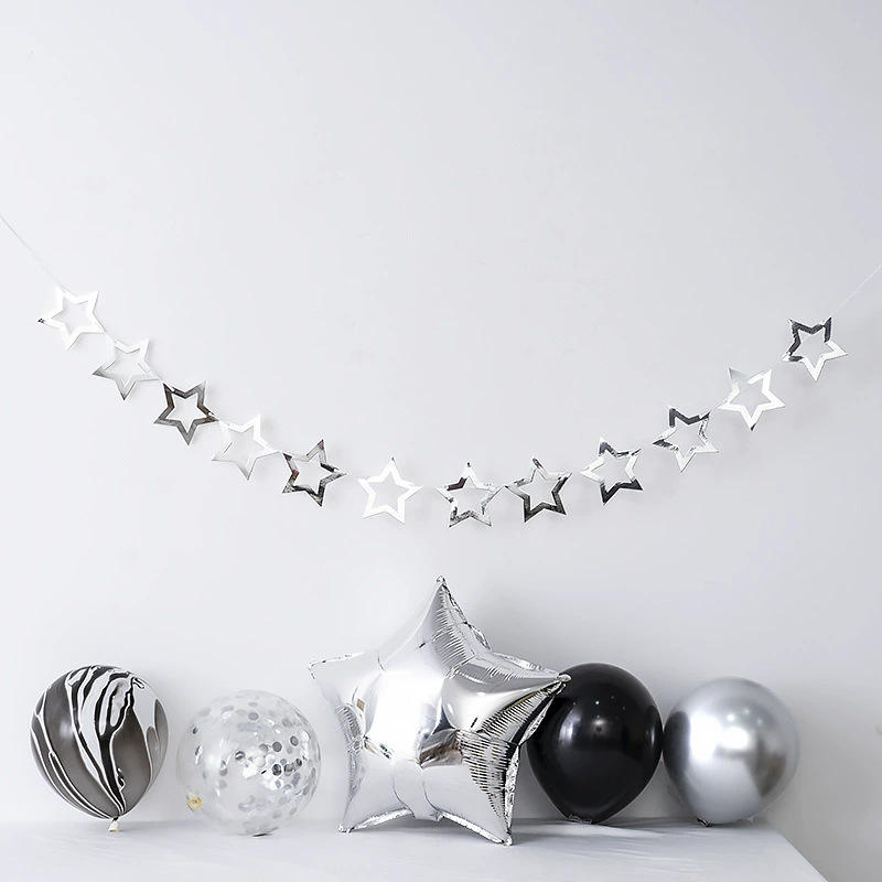 Silver hollowed-out five-pointed star