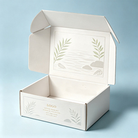 Boîte d'expédition en carton ondulé E Flute personnalisée, gaufrée et recyclable, avec motif élégant de feuilles botaniques, emballage cadeau cosmétique pliable