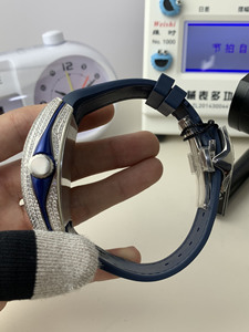 Reloj Mecánico de Diseño Deportivo con Movimiento Mecánico Totalmente Automático que Muestra el Buen Gusto de los Caballeros - Product Image 3