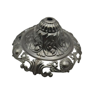Couvre-lampe rond victorien ajouré à motif floral 180 pour lustre - Product Image 2
