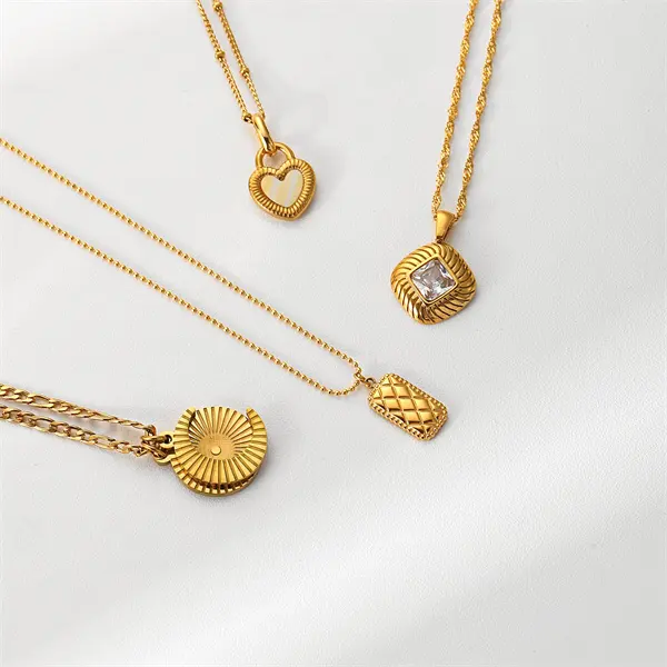 Yıldız ay Charms 18k altın Link zinciri moda takı üretici malzemeleri Unisex tasarım altın sikke kalp kolye kolye