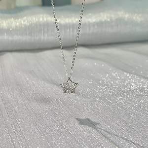 Conjunto de Collar y Pendientes de Plata de Ley S925 con Diamantes Completos, Corte Cojín, Joyería de Lujo de Alta Gama Inspirada en el Palacio - Product Image 4