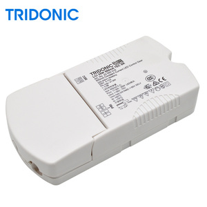 Tridonico LCI 35W 350mA 50-100V TEC SR LCI 35W 1050mA 35-70V TEC SR LCI 35W 1050MA 16.5-33.5V TEC C unità a corrente costante - Product Image 3