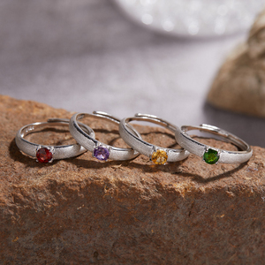 सरल उच्च अंत ब्रश आला s925 चांदी 18k प्राकृतिक कबूतर रक्त लाल सैपफायर इन शैली जन्मदिन की अंगूठी - Product Image 1