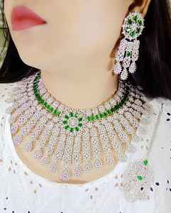 ชุดเครื่องประดับเพชรแบบอเมริกันสำหรับปาร์ตี้งานหินผู้หญิงและเด็กผู้หญิงเครื่องประดับดีไซน์พรีเมี่ยมงานแฮนด์เมดสินค้าจำนวนมาก - Product Image 1