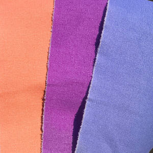 Changement de couleur de la lumière réactive UV <span class=keywords><strong>blanc</strong></span> à multicolore photochromique PU Faux <span class=keywords><strong>cuir</strong></span> vinyle pour accessoires de vêtement chaussures - Product Image 2