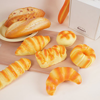 Jouet Squishy Croissant Réaliste en PU à Remontée Lente, Jouet Anti-Stress le Plus Vendu 2026, Certifié ASTM/CE/EN71, À partir de 8 Ans