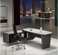 Scrivania da Ufficio Modulare Moderna in Acciaio con Prese di Corrente Integrate, Porte USB, Gestione Cavi e Spazio di Archiviazione per Home Office