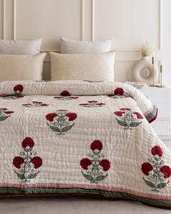 Couette en coton à motif floral Dahlia rouge, imprimé blocs réversible blanc neige, style Jaipuri Razai, pour lit Queen et King - Product Image 5