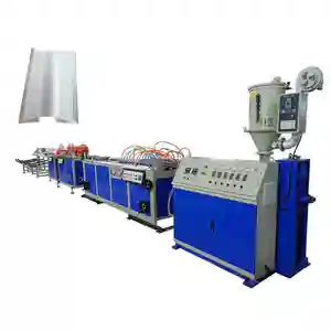 中国供应商塑料聚丙烯型材制造机