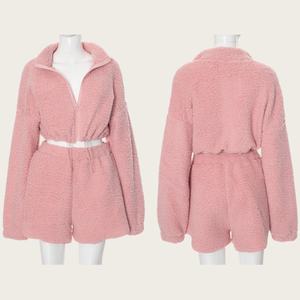 CUTENOVA D24ST442 Conjunto informal de 2 piezas para mujer de terciopelo grueso de manga larga con cremallera - Product Image 1