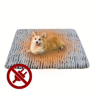 Almohadilla Térmica para Mascotas y Cama para Perros de Felpa con Base de Goma Sólida y Funda Extraíble para Animales Pequeños - Product Image 6