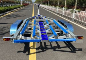 Poly couchettes Styles 22ft aluminium bateau <span class=keywords><strong>remorque</strong></span> frein hydraulique <span class=keywords><strong>essieux</strong></span> tandem VIN DOT CE bateau de pêche déplacer - Product Image 4