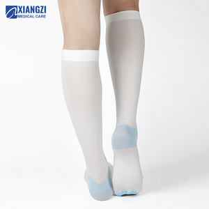 <span class=keywords><strong>Medias</strong></span> Antiembólicas hasta la Rodilla para Hombres y Mujeres, Calcetines de Compresión Ligera (18 mmHg), <span class=keywords><strong>Medias</strong></span> de Soporte Ortopédico Médico - Product Image 2