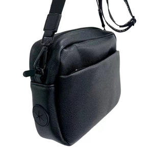 Logotipo personalizado À Prova D' Água Portátil Dog Treat Crossbody Bag Ajustável Dog Training Treat Pouch Bum Bag Puppy Leather Pet Treat Bag - Product Image 1