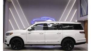 Perfectamente y actualizaciones usado LIN COLN <span class=keywords><strong>NAVIGATOR</strong></span> GASOLINA <span class=keywords><strong>2022</strong></span> MODELO AÑO coches Listo para usar - Product Image 3