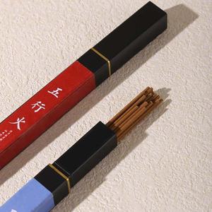 Encens, Cinq Éléments, Or, Bois, Terre, Eau, Feu, Bois d'Agar, Médecine Naturelle, Bois de Santal d'Intérieur, Vente en Gros - Product Image 5